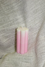 Load image into Gallery viewer, The Ombre Daisy Havdalah Candle
